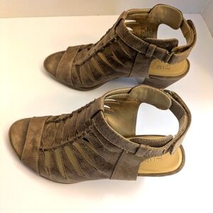 Naturalizer Brown Faux Leather Strappy Slingback Women's Sandals 9M